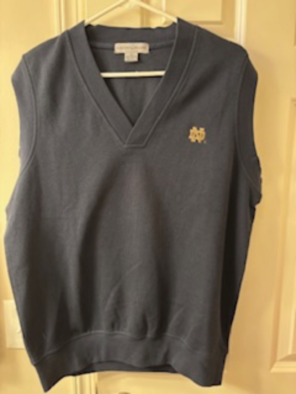 Notre Dame Navy Blue Vest/Golf by Nicklaus mens size Large